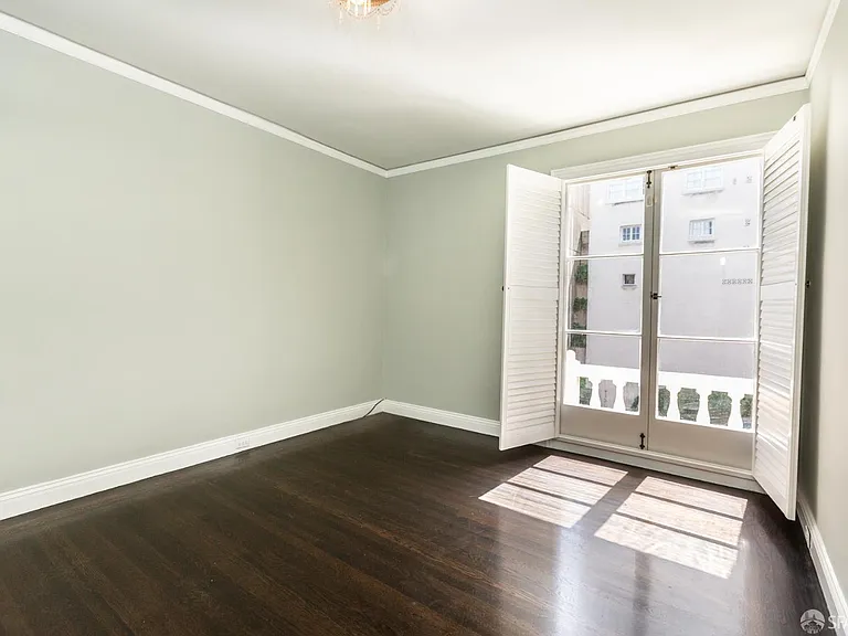 874 Green St — Photo 6