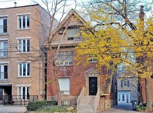 93 Spadina Rd, Toronto, ON M5R2T1