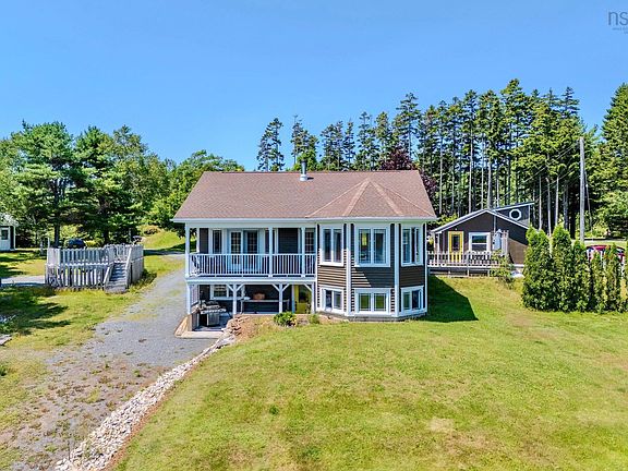 2nd image of 119 Indian Path Rd