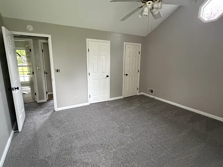 4729 Ferrer Way — Photo 6