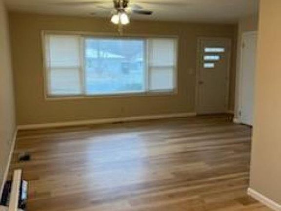 2nd image of 2138 N Drury Ln