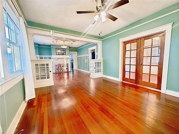 5th image of 7727 Nelson St
