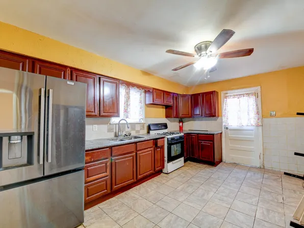 245 Orange Ave Floor 1, Irvington, NJ 07111