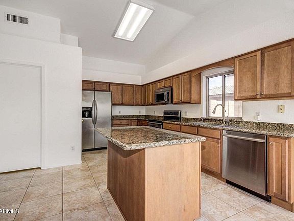3rd image of 13367 W IRONWOOD Street