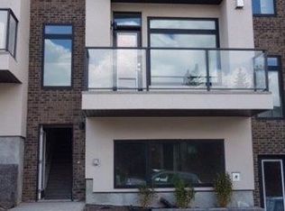 2929 15th St SW, Calgary, AB T2E7L8