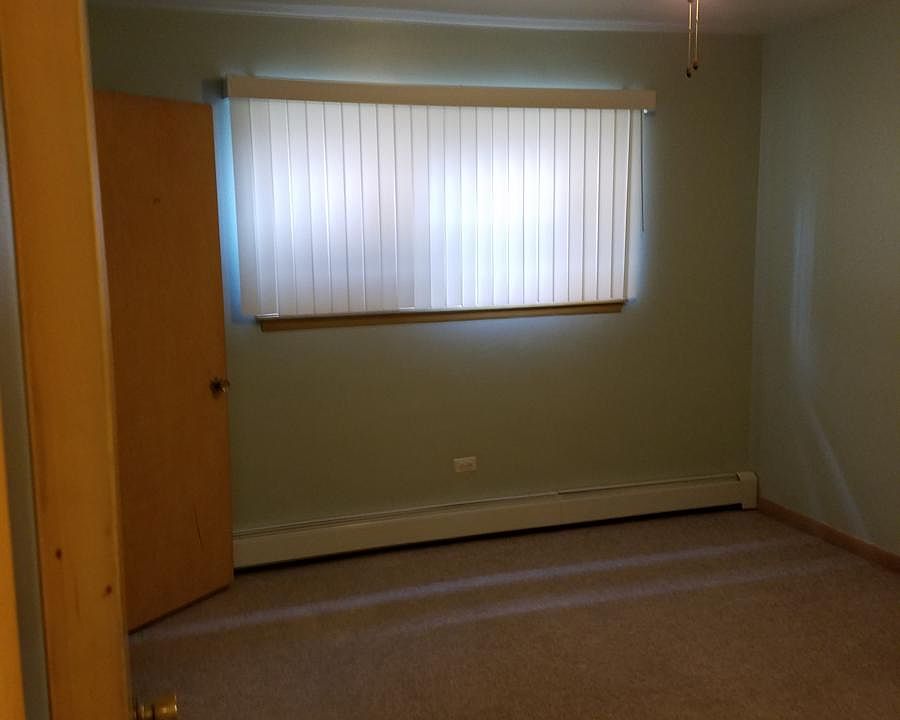 2nd image of 9351 S Pulaski Rd APT 1N