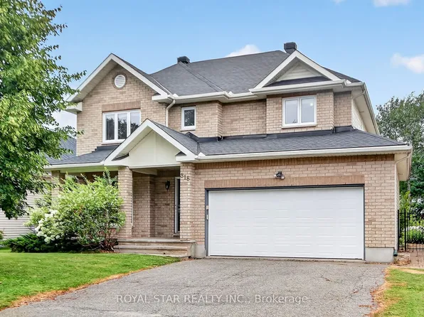 818 Long Point Cir, Ottawa, ON K1T 4H6