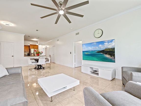 4th image of 92-1001 Aliinui Dr APT 6D