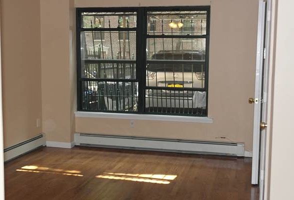 1st image of 931 E 181st St #1