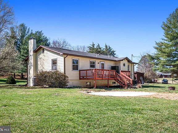 2nd image of 6521 Howellsville Rd