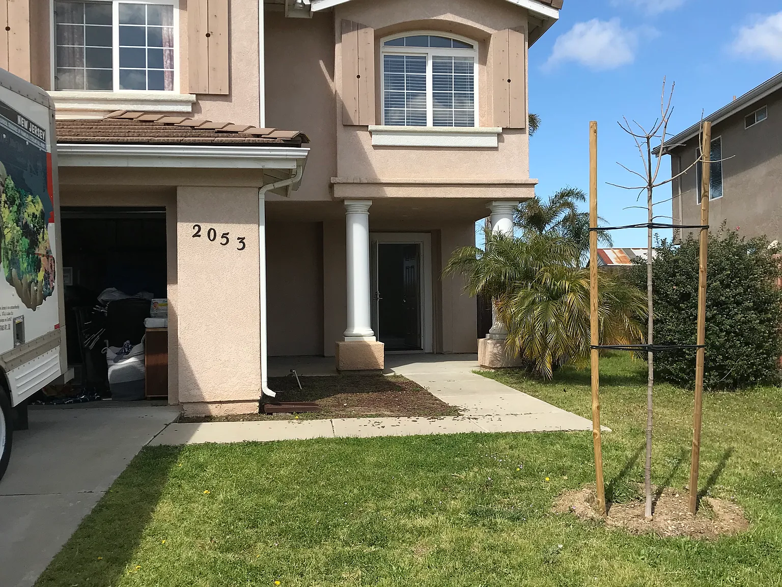 4 bed, 2.5 bath, 2150 sqft, $3,800 — Photo 1