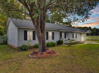 121 Clover Ave, Summerville, SC 29485