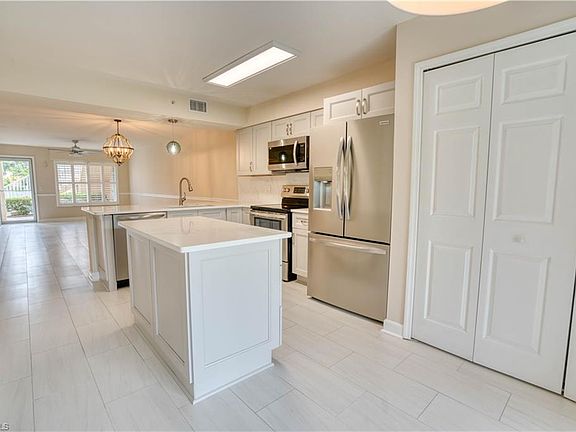 5th image of 9700 Rosewood Pointe Ct APT 102