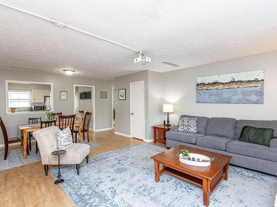 1st image of 3328 Wood Valley Ct #B