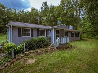 412 Elmbrook Rd, Beaver Falls, PA 15010