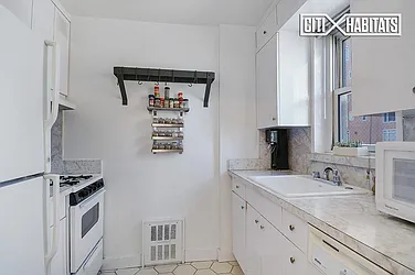 Rented by Citi Habitats