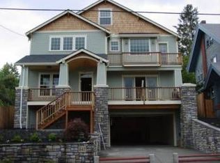 447 SE 69th Ave, Portland, OR 97215