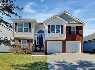 8 Springwater Dr, Port Wentworth, GA 31407