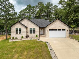 141 Ridgeway Pl, Hot Springs, AR 71901