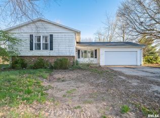 7315 Spruce St, Manito, IL 61546