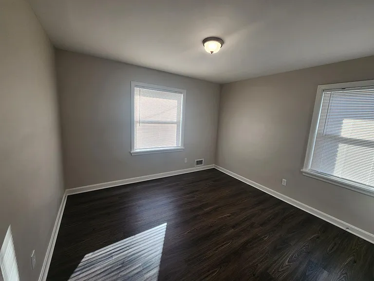 4507 Dover Rd — Photo 11