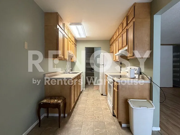 4648 Cedar Lake Rd S #1 — Photo 13