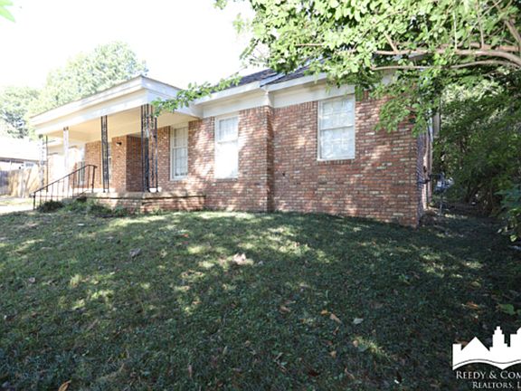 4th image of 934 Farmington Dr N