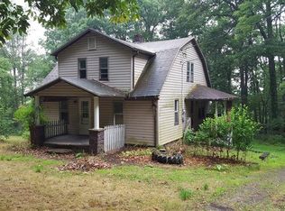 425 Scratch Hill Rd, Meyersdale, PA 15552