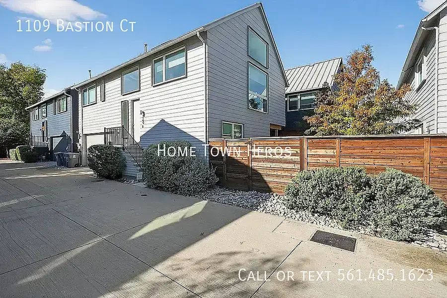 1st image of 1109 Bastion Ct