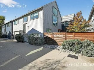1109 Bastion Ct, Dallas, TX 75212