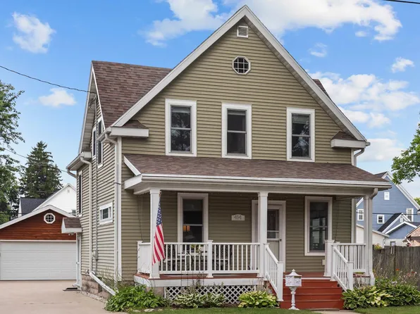 414 E Spring St, Appleton, WI 54911