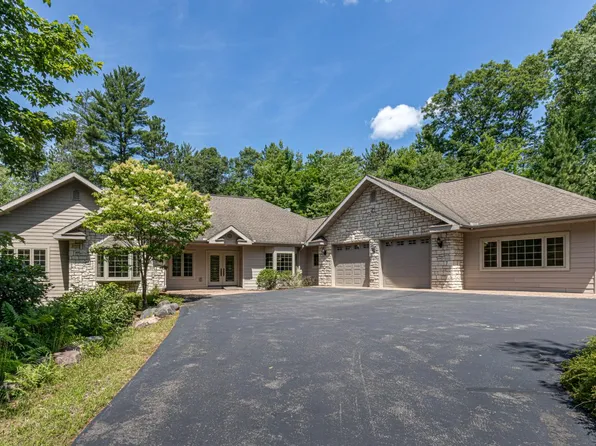 9943 Ridgewood Dr, Minocqua, WI 54548