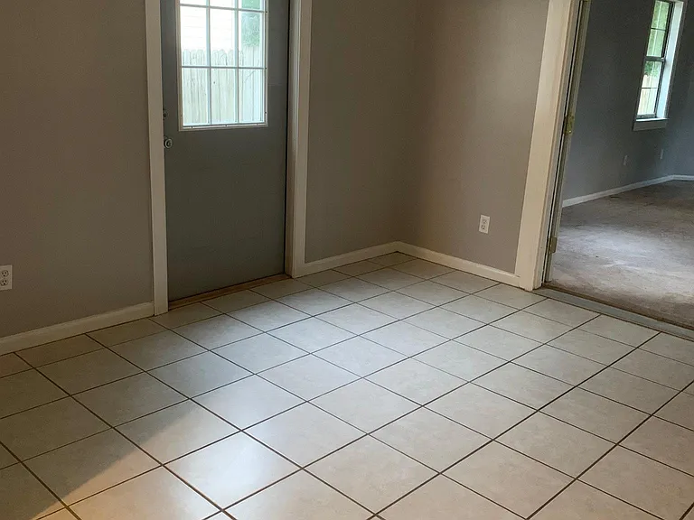 127 Blue Pool Dr — Photo 15