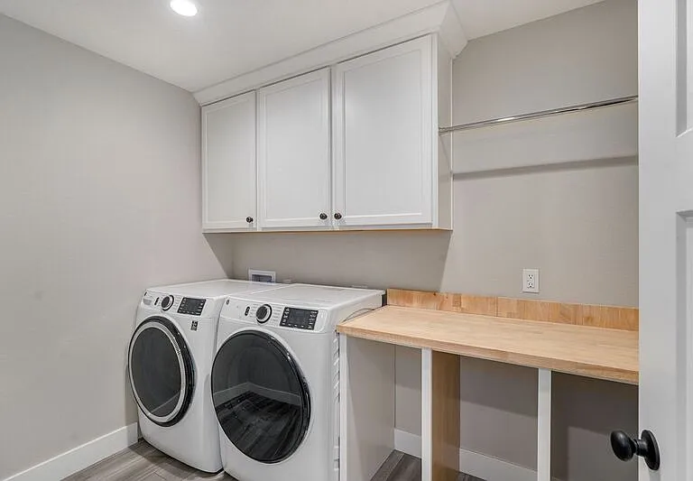 1120 N Clay Ave — Photo 12