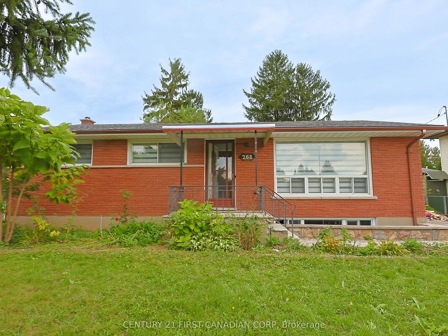 3 bed, $2,090 — Photo 4