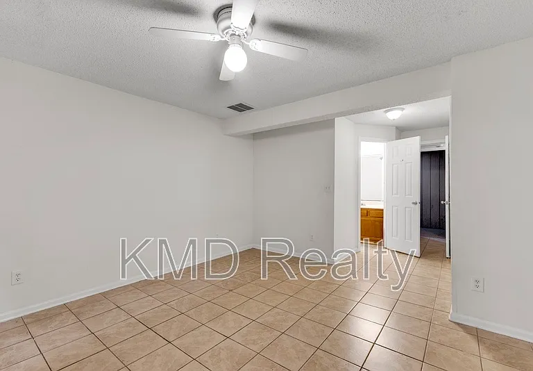 630 Lex Dr — Photo 11