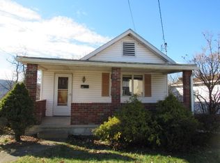 1350 Paradise Ave, Belle Vernon, PA