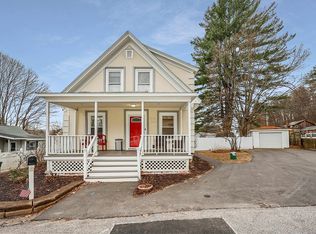 19 Maple St, Hooksett, NH 03106