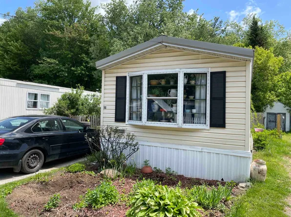 111 Pecor Avenue, Milton, VT 05468