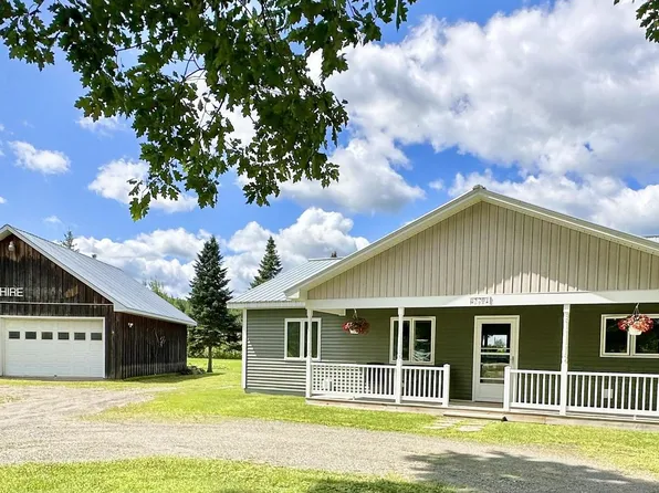 520 Montgomery Rd E, East Berkshire, VT 05447