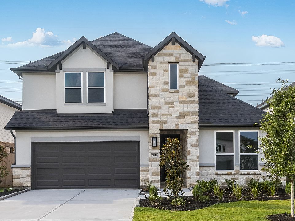 1st image of 21910 Wycombe Terrace Way