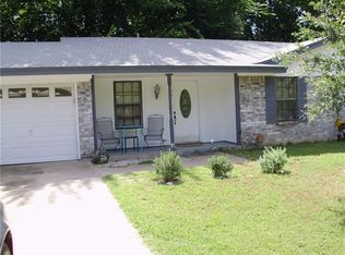 257 Mountain View Dr, Azle, TX 76020