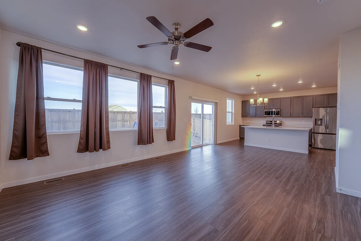 Building Photo - 8172 Goldenray Pl