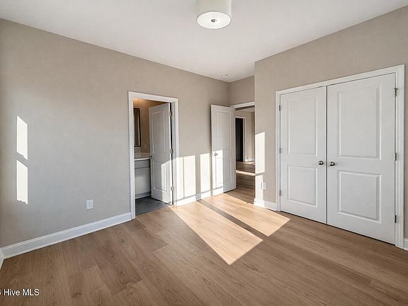 3rd image of 4508 Falconcrest Court