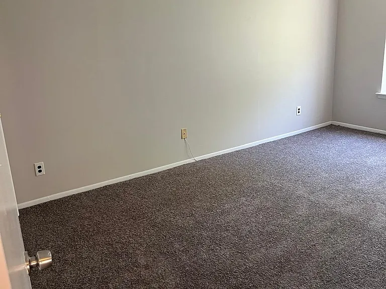 392A Delancey Pl #A — Photo 12