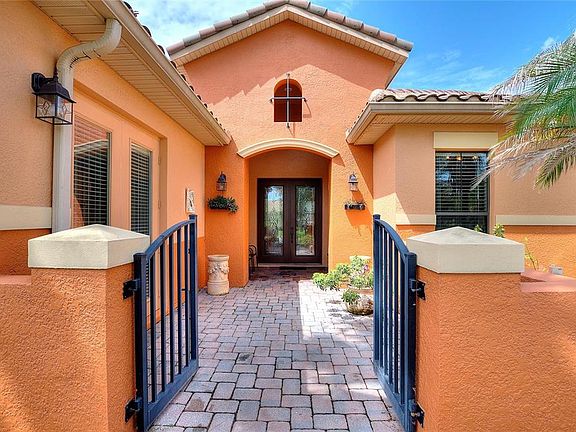 2nd image of 915 SAN RAPHAEL STREET