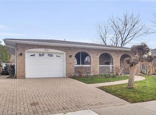 22 Renny Cres, London, ON N6E2C5