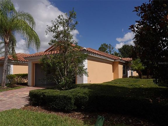 2nd image of 11904 Fiore Dr