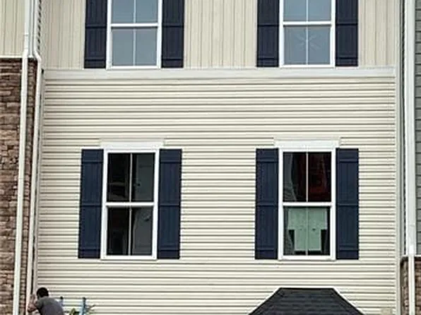 143 Big Woods Dr #22B, Poquoson, VA 23662