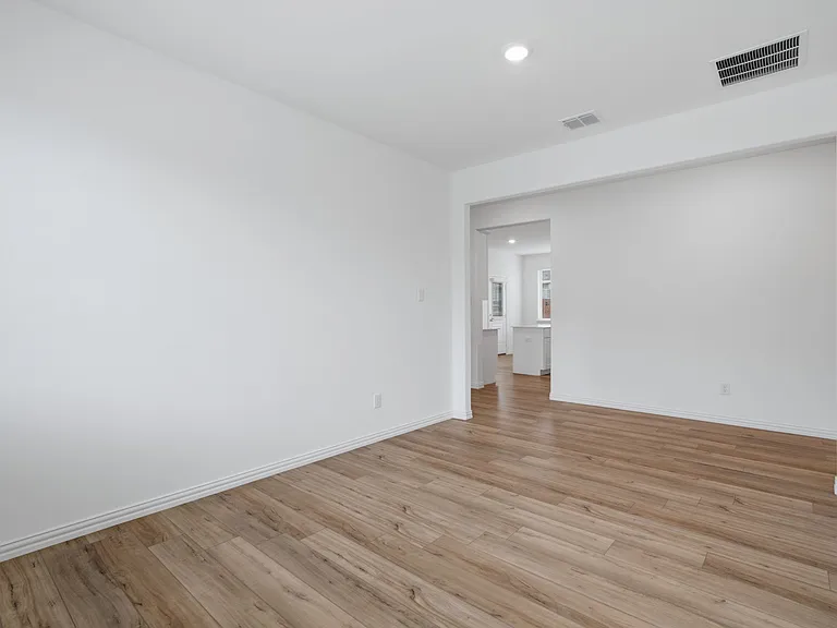 1312 Pistachio Dr — Photo 8